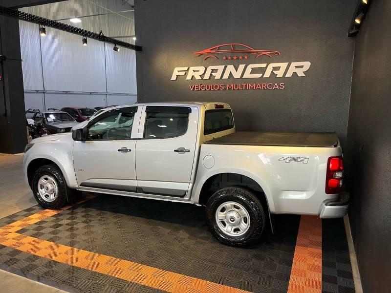 CHEVROLET - S10 - 2019/2020 - Prata - R$ 129.900,00