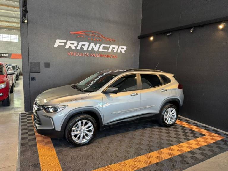 CHEVROLET - TRACKER - 2023/2024 - Cinza - R$ 116.900,00
