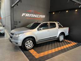 CHEVROLET - S10 - 2013/2014 - Prata - R$ 104.900,00