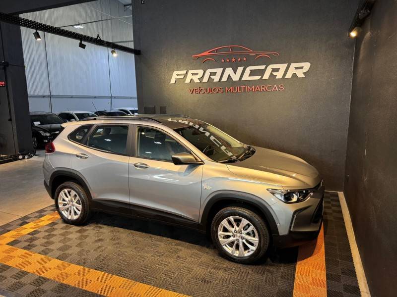 CHEVROLET - TRACKER - 2024/2025 - Prata - R$ 124.900,00