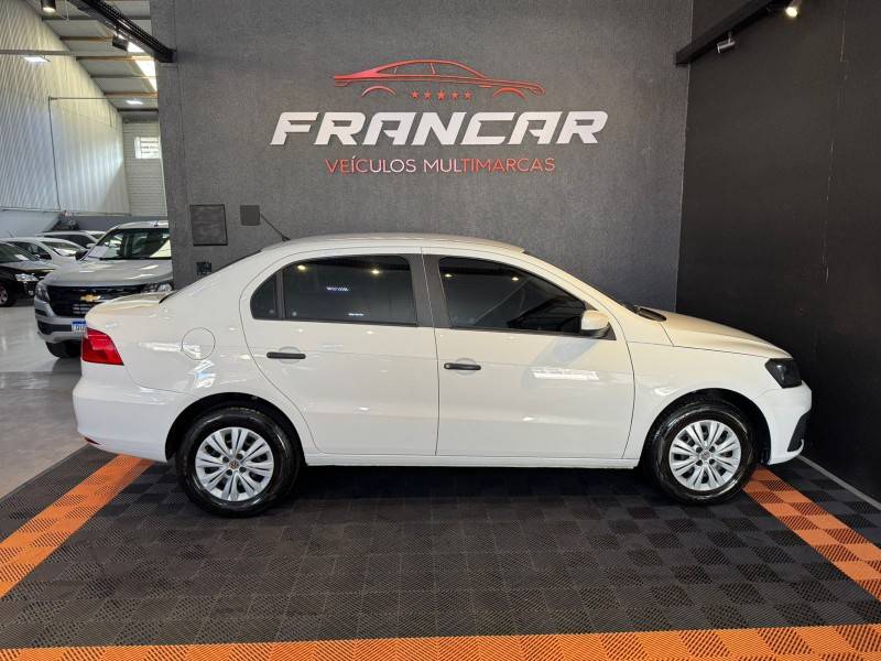 VOLKSWAGEN - VOYAGE - 2017/2017 - Branca - R$ 44.900,00