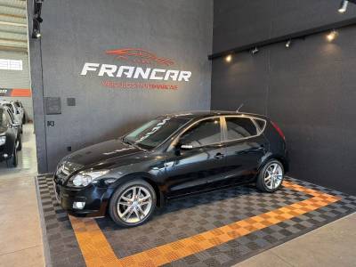 HYUNDAI - I30 - 2011/2012 - Preta - R$ 49.900,00