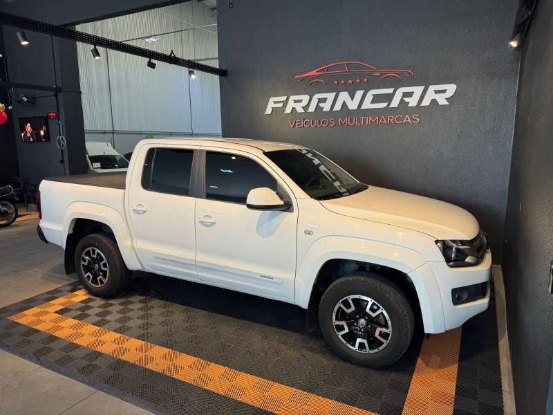 VOLKSWAGEN - AMAROK - 2013/2013 - Branca - R$ 84.900,00