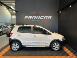 VOLKSWAGEN - CROSSFOX - 2009/2010 - Branca - R$ 38.900,00