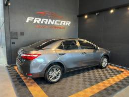 TOYOTA - COROLLA - 2016/2017 - Cinza - R$ 93.900,00