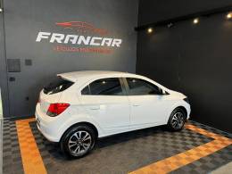 CHEVROLET - ONIX - 2013/2014 - Branca - R$ 54.900,00