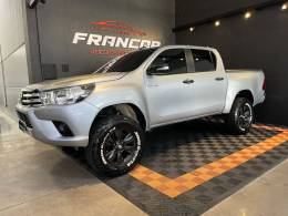 TOYOTA - HILUX - 2016/2017 - Prata - R$ 151.900,00