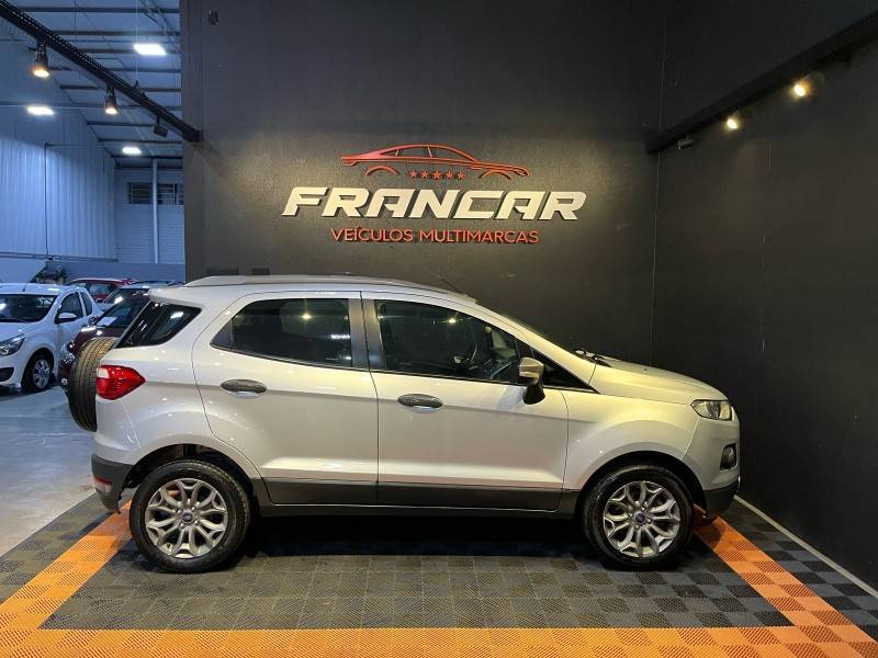FORD - ECOSPORT - 2012/2013 - Prata - R$ 59.900,00