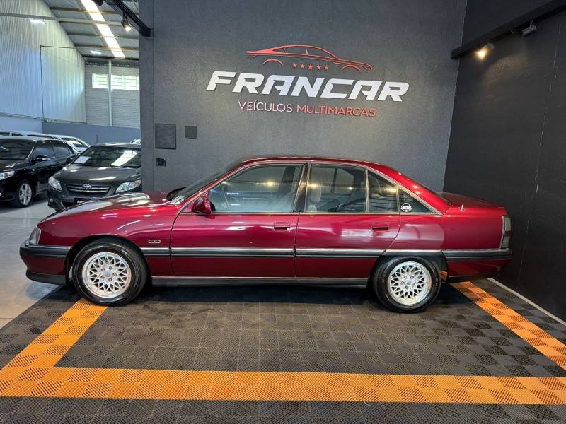 CHEVROLET - OMEGA - 1996/1997 - Vermelha - R$ 54.900,00