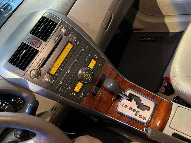 TOYOTA - COROLLA - 2008/2009 - Cinza - R$ 59.900,00