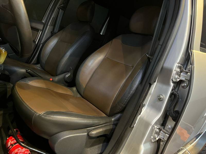 RENAULT - DUSTER - 2015/2016 - Prata - R$ 65.900,00
