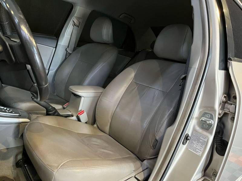 TOYOTA - COROLLA - 2012/2012 - Bege - R$ 69.900,00