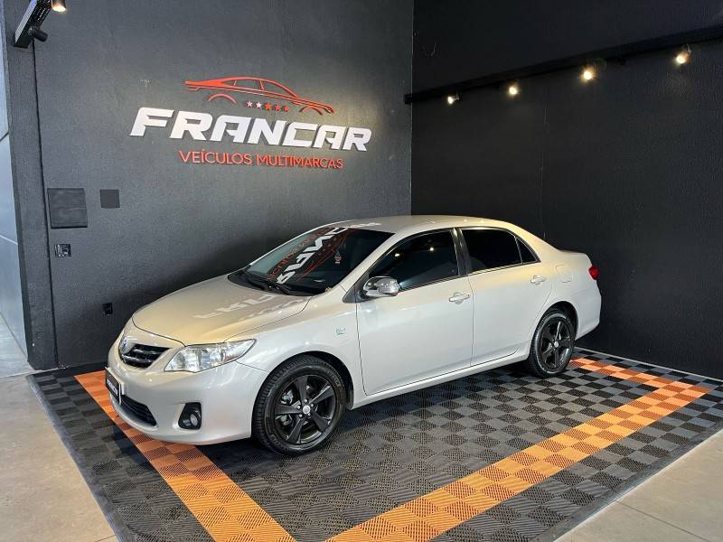 TOYOTA - COROLLA - 2012/2012 - Bege - R$ 69.900,00