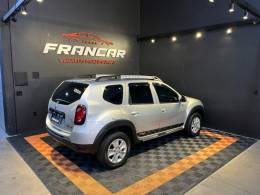 RENAULT - DUSTER - 2015/2016 - Prata - R$ 65.900,00
