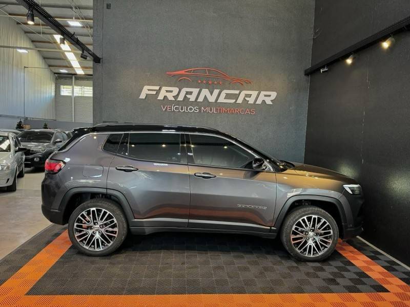 JEEP - COMPASS - 2023/2023 - Cinza - R$ 157.900,00