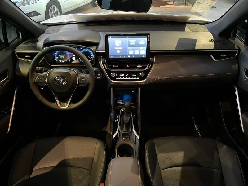 TOYOTA - COROLLA - 2025/2026 - Prata - Sob Consulta