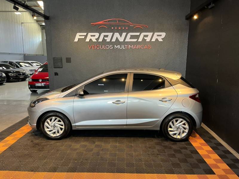 HYUNDAI - HB20 - 2022/2022 - Prata - R$ 68.900,00